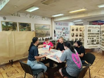 Денис Зубов: Лидер общественного мнения, муниципальный координатор проекта «Управдом», председатель ТОС «НОВЫЕ ДОМА» Надежда Бушуева провела встречу с трудовым коллективом МБУ "Музей истории городского округа Иловайск"