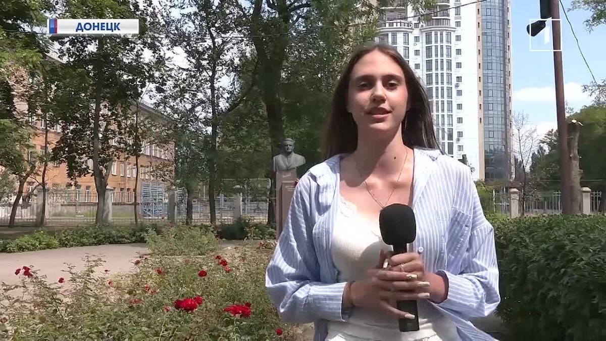 Донецк – город миллиона роз! Наследие Дегтярёва живёт – в честь его дня рождения высадили 50 новых кустов