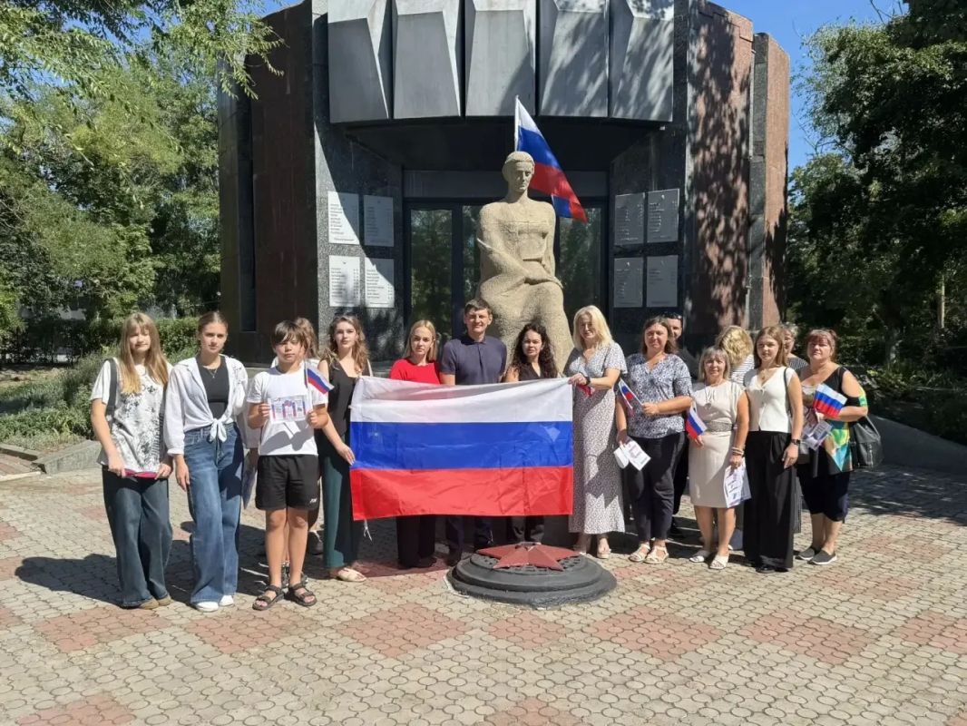 «Цвета Родины»: Молодежь округа принесла пользу лично и делом!