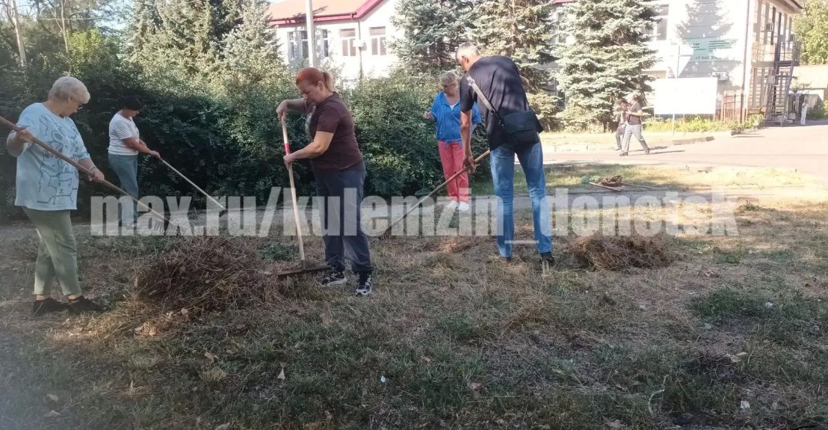Алексей Кулемзин: В Донецке прошла акция «Чистый четверг»! Алексей Кулемзин: В Донецке прошла акция «Чистый четверг»!