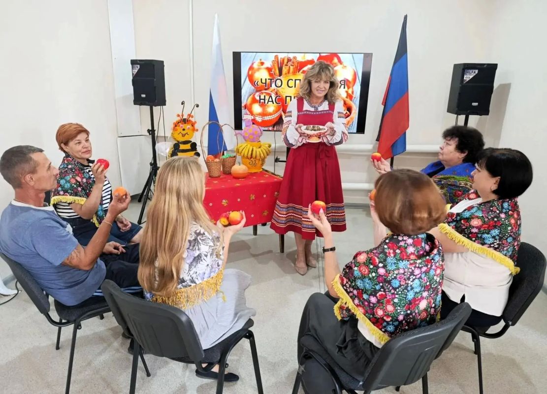 «Что Спас для нас припас?» – фольклорный час в рамках партийного проекта "КультураМалойРодины" «Что Спас для нас припас?» – фольклорный час в рамках партийного проекта "КультураМалойРодины"