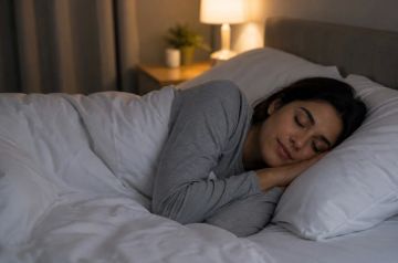 Почему сон на боку полезнее не только для сердца, но и для мозга?