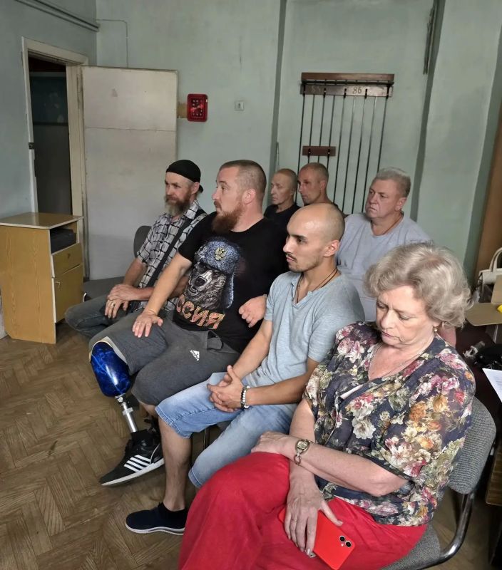 Дмитрий Огилец: В среду, 19 августа, посетил предприятие ООО Донецкое УПО "Электроаппарат", которым руководит мой золотой помощник - Андрей Эдуардович Ковалёв Дмитрий Огилец: В среду, 19 августа, посетил предприятие ООО Донецкое УПО "Электроаппарат", которым руководит мой золотой помощник - Андрей Эдуардович Ковалёв