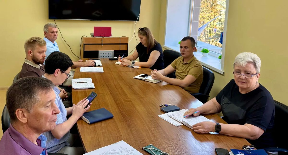 Глава округа Алексей Черкашин провел оперативное совещание по актуальным вопросам округа Глава округа Алексей Черкашин провел оперативное совещание по актуальным вопросам округа