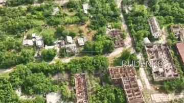 Андрей Руденко: Артиллеристы 72-й отдельной мотострелковой бригады Южной группировки уничтожили укрытия с живой силой ВСУ в Алексеево-Дружковке