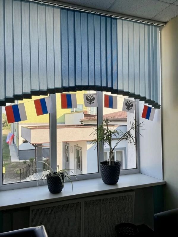 С днём рождения, наш триколор! 22 августа — День Государственного флага России! С днём рождения, наш триколор! 22 августа — День Государственного флага России!