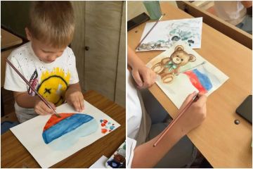 В Изостудии "Dream Art" МБУ "Клуб "Прогресс" г.о. Торез" прошло тематическое занятие под названием «Палитра России: рисуем триколор», посвященном одному из главных государственных символов нашей страны