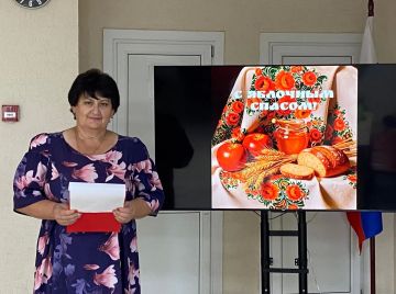 «Что Спас припас». В рамках проекта «Культура малой Родины» состоялось очередное заседание клуба общения «Маджаротис», посвящённое одному из любимых народных праздников — Яблочному Спасу