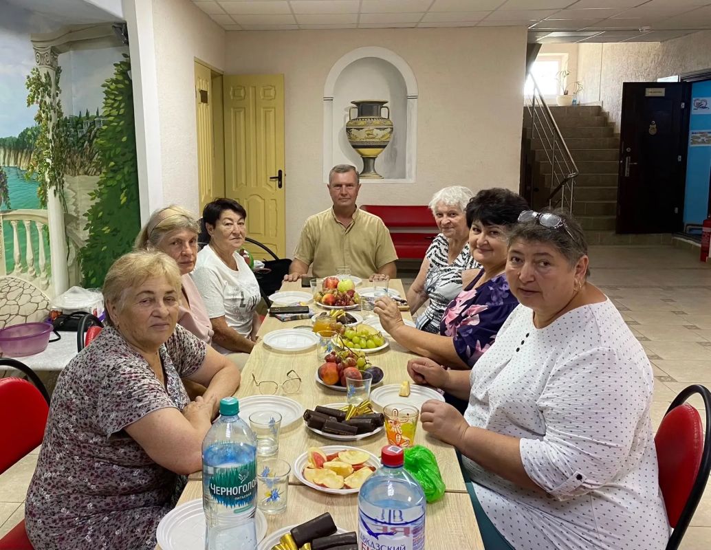 «Что Спас припас». В рамках проекта «Культура малой Родины» состоялось очередное заседание клуба общения «Маджаротис», посвящённое одному из любимых народных праздников — Яблочному Спасу «Что Спас припас». В рамках проекта «Культура малой Родины» состоялось очередное заседание клуба общения «Маджаротис», посвящённое одному из любимых народных праздников — Яблочному Спасу