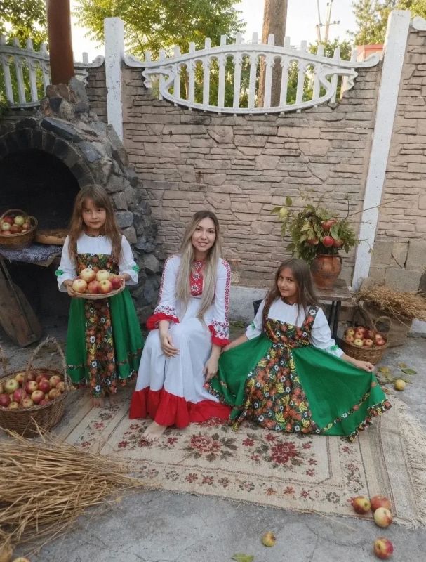 Сохраняя традиции, возрождаем культуру малой родины Сохраняя традиции, возрождаем культуру малой родины