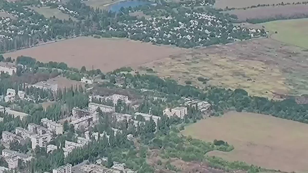 Александр Коц: Стерли бетон в пыль. Кадры прилетов ФАБ-500 и ФАБ-1500 с УМПК по двум пунктам временной дислокации