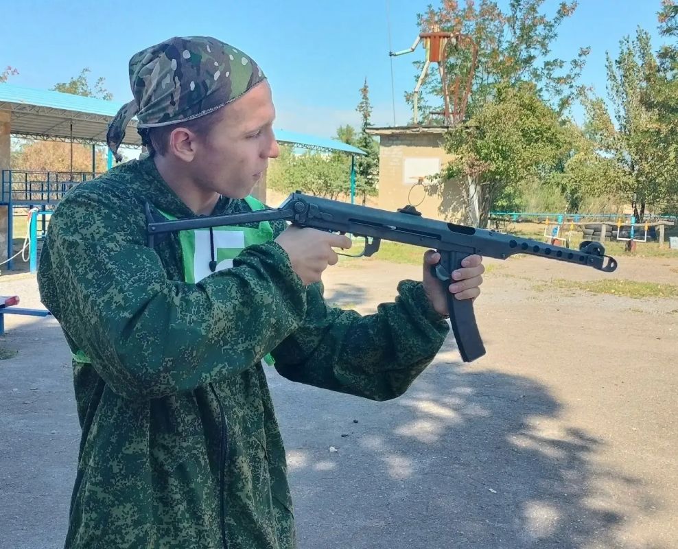 Юнармейцы Ясиноватой активно готовятся к сдаче нормативов ГТО Юнармейцы Ясиноватой активно готовятся к сдаче нормативов ГТО
