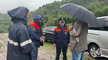 Река смыла несколько домиков отдыха в Углегорском районе Сахалина