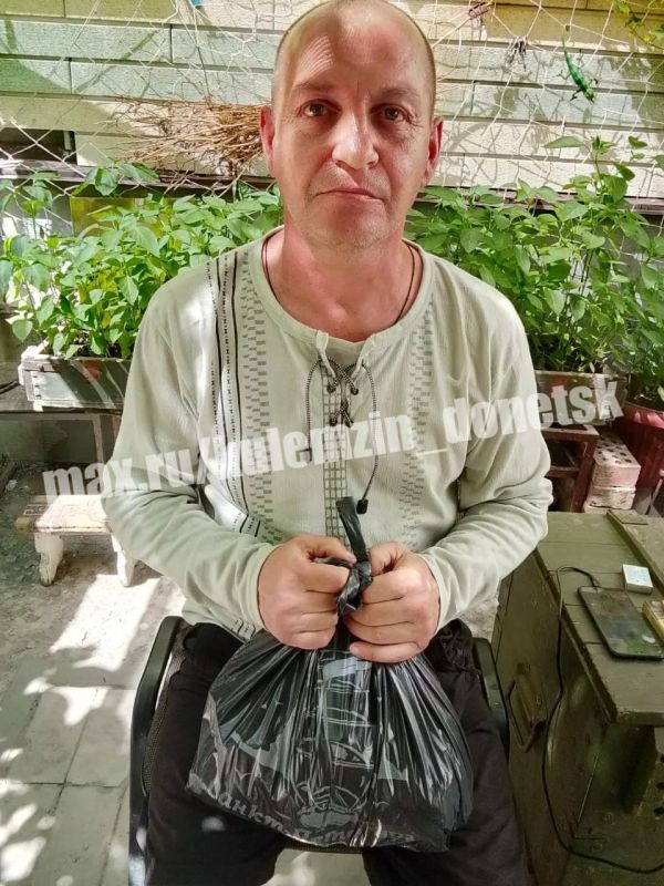 Алексей Кулемзин: В рамках оказания поддержки населению пгт Великая Новосёлка администрация г. о. Донецк организовала доставку и выдачу гуманитарной помощи Алексей Кулемзин: В рамках оказания поддержки населению пгт Великая Новосёлка администрация г. о. Донецк организовала доставку и выдачу гуманитарной помощи