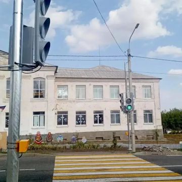 В текущем году новые светофорные объекты будут установлены вблизи 18 образовательных учреждений