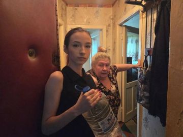 Иван Приходько: В рамках акции «Молодёжь не оставит в беде» доброслужащие администрации городского округа Горловка Донецкой Народной Республики при поддержке Горловской и Славянской епархии оказали помощь маломобильным...
