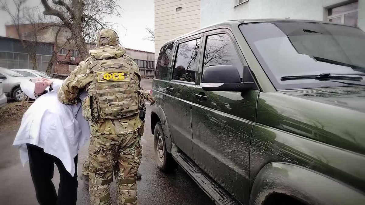 Сотрудника медучреждения из Донецка приговорили к 14 годам за госизмену