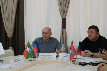 Роман Конев: 25 августа 2026 года состоялось совместное заседание постоянных комитетов Горловского городского совета Донецкой Народной Республики первого созыва