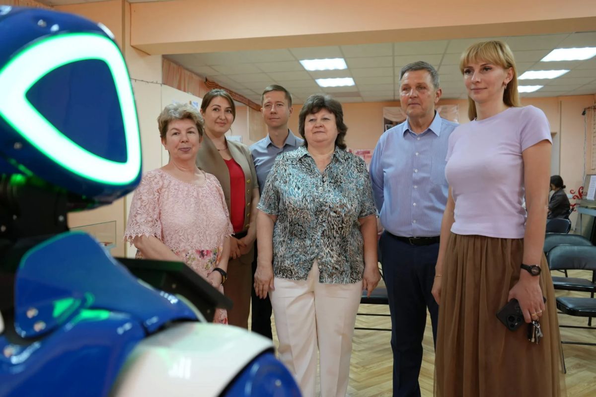 Сегодня Ясиноватая принимала в гостях министра культуры ДНР Михаила Желтякова