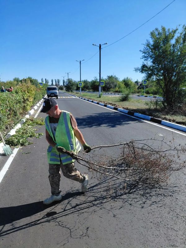 Благоустройство и содержание территории: отчет о работе МБУ «Благо» в городе Дебальцево Благоустройство и содержание территории: отчет о работе МБУ «Благо» в городе Дебальцево