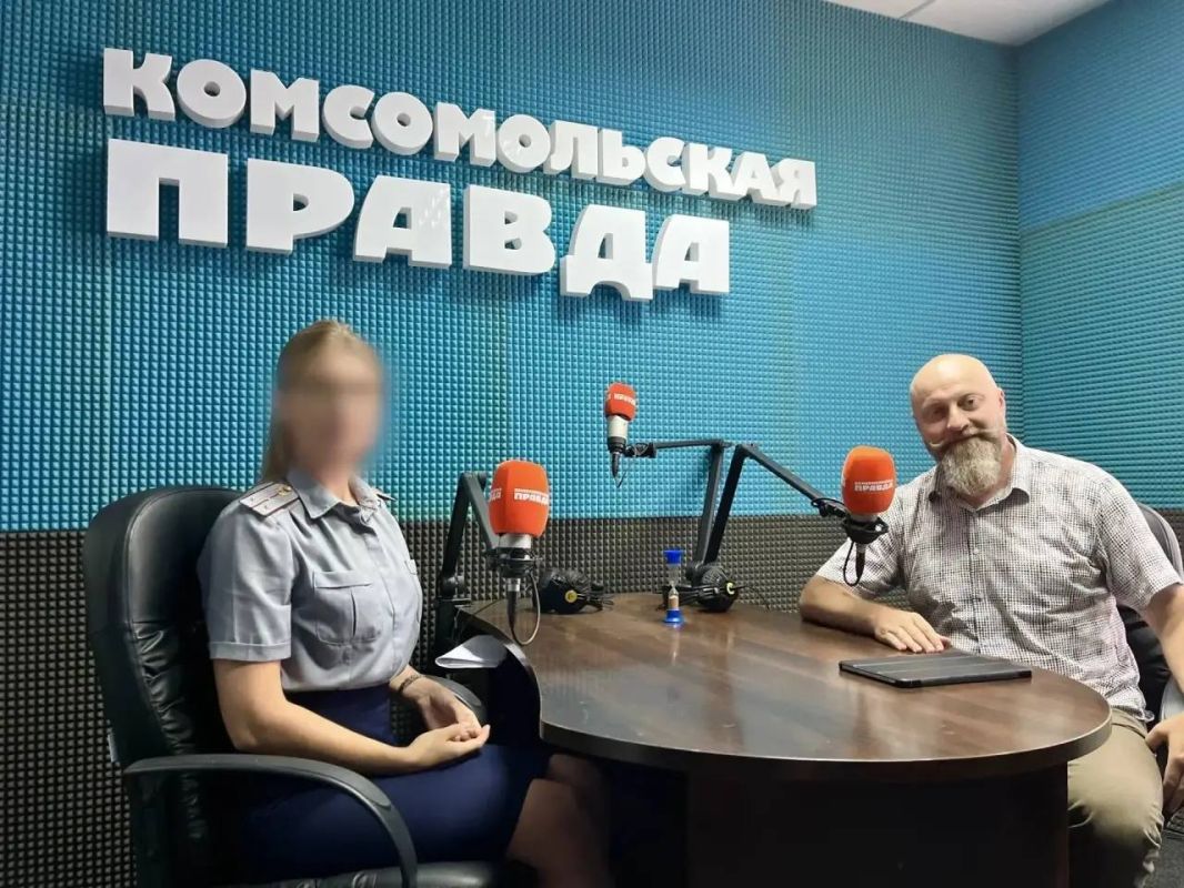 Сотрудница ЦИТОВ ГУФСИН России по Донецкой Народной Республике, принявшая участие в смене «Служение» Всероссийского молодежного образовательного форума «Территория смыслов», в эфире программы «Будни» на радио «Комсомольская...