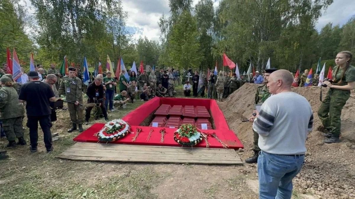 Артём Шейнин: И ещё о нашей памяти. О последнем долге перед теми, кто погиб в Великую Отечественную Артём Шейнин: И ещё о нашей памяти. О последнем долге перед теми, кто погиб в Великую Отечественную