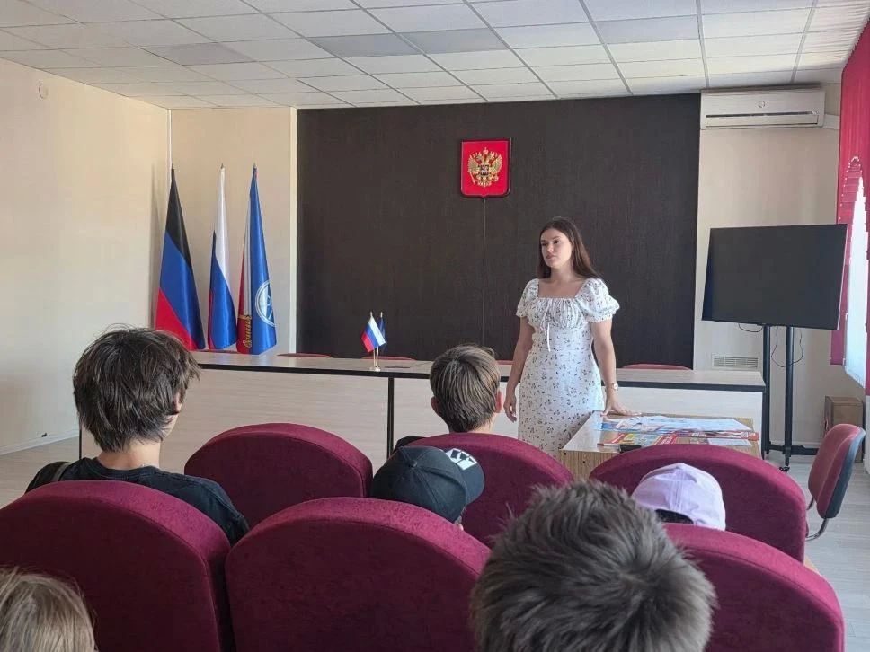 «Формула безопасности» и «Семья»: для подопечных детей округа провели открытый разговор о безопасности «Формула безопасности» и «Семья»: для подопечных детей округа провели открытый разговор о безопасности