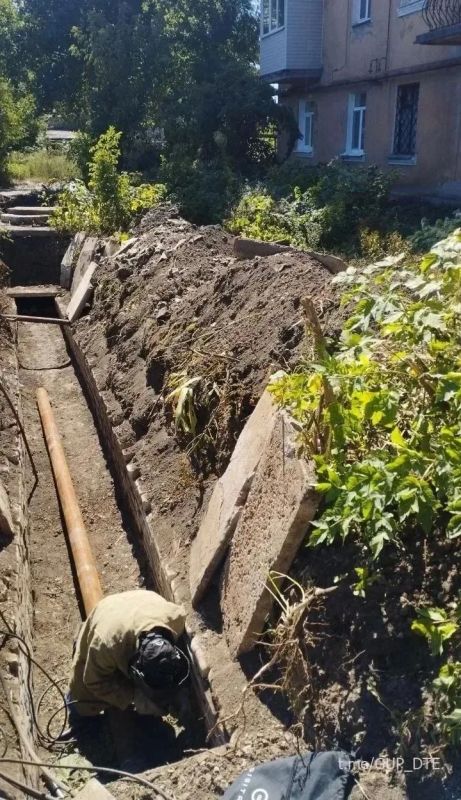 ВЫПОЛНЕНИЕ БЛАГОУСТРОЙСТВА В ДВУХ РАЙОНАХ ГОРЛОВКИ