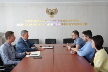 Михаил Желтяков: Культурное добровольчество — это важные дела, которые помогают сохранять историческое наследие, поддерживать творческие инициативы и вовлекать жителей Республики в творческую жизнь