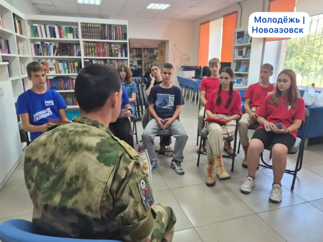 Встреча без галстуков: представители государственной службы и молодёжи провели «ГосСтарт.Диалог» Встреча без галстуков: представители государственной службы и молодёжи провели «ГосСтарт.Диалог»