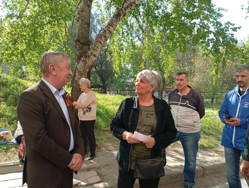 Николай Руппель: С созданием в Республике Единого регионального фонда по управлению МКД изменилась структура управления многоквартирным жилым фондом, но проблем в этой сфере по-прежнему остается много