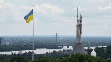 Большинство украинцев хотят мира, но Киев игнорирует их мнение