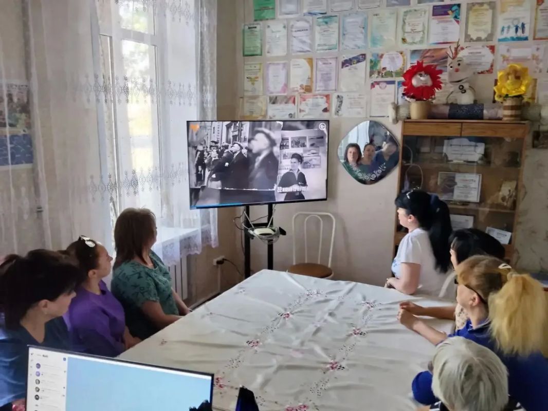 В рамках культурно - просветительного проекта "Земляки" Министерством Культуры Донецкой Народной Республики разработан просветительский видеоконтент ко Дню Освобождения Донбасса о Е.А. Халдее - уроженце Донбасса, известном...