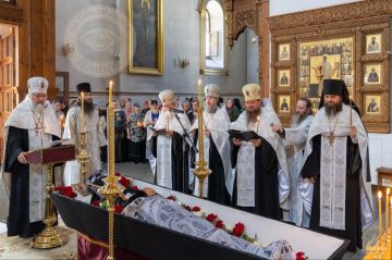 Святогорская Лавра простилась с убитым монахом Варсонофием