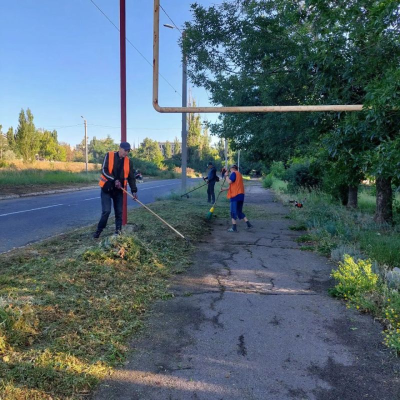 В Кировском продолжаются работы по благоустройству