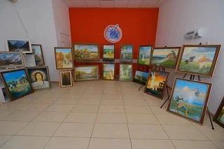 В Донецке открылась выставка, посвященная Дню города и Дню шахтера