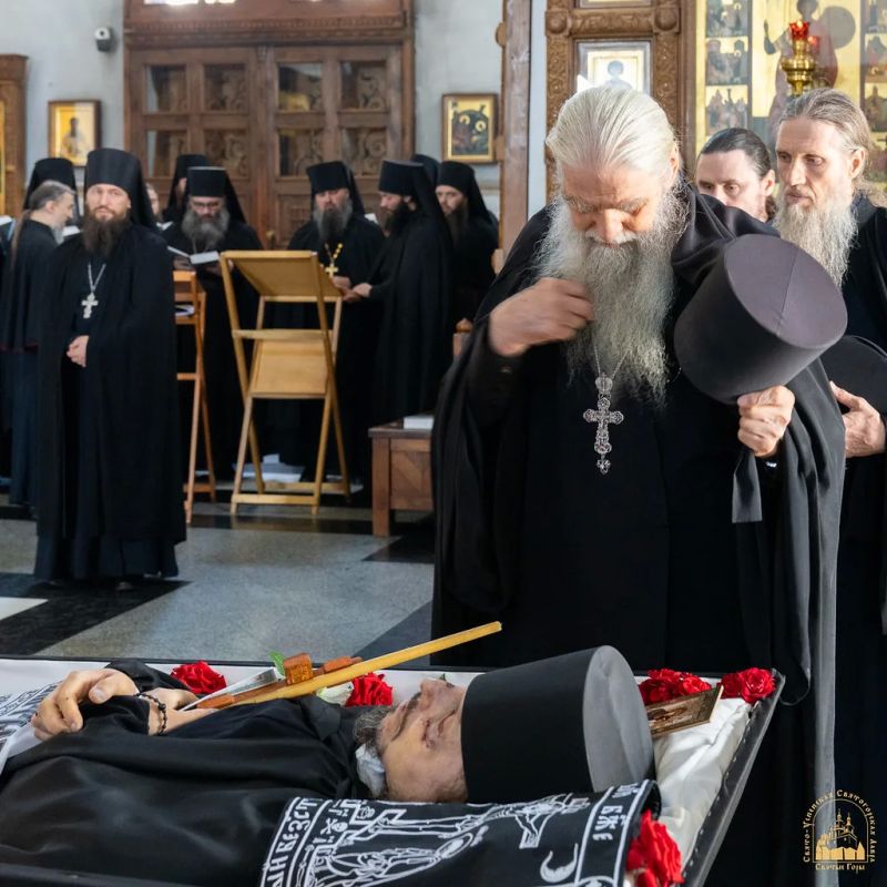 Украинские «спецы» стреляли монаху Святогорской лавры в голову: появились новые данные об убийстве Украинские «спецы» стреляли монаху Святогорской лавры в голову: появились новые данные об убийстве