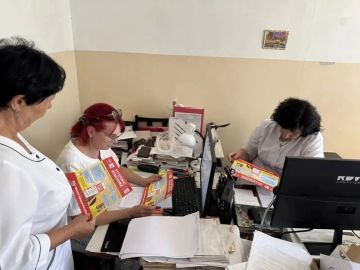В Донецке полицейские провели профилактические беседы о мошенничестве с медиками и пациентами