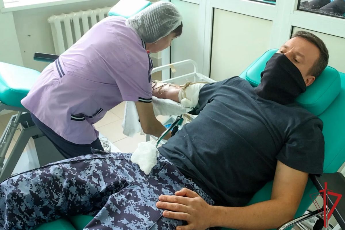 Личный состав Главного управления Росгвардии по Донецкой Народной Республике оперативно откликнулся на срочный призыв медицинских учреждений о пополнении запасов донорской крови Личный состав Главного управления Росгвардии по Донецкой Народной Республике оперативно откликнулся на срочный призыв медицинских учреждений о пополнении запасов донорской крови