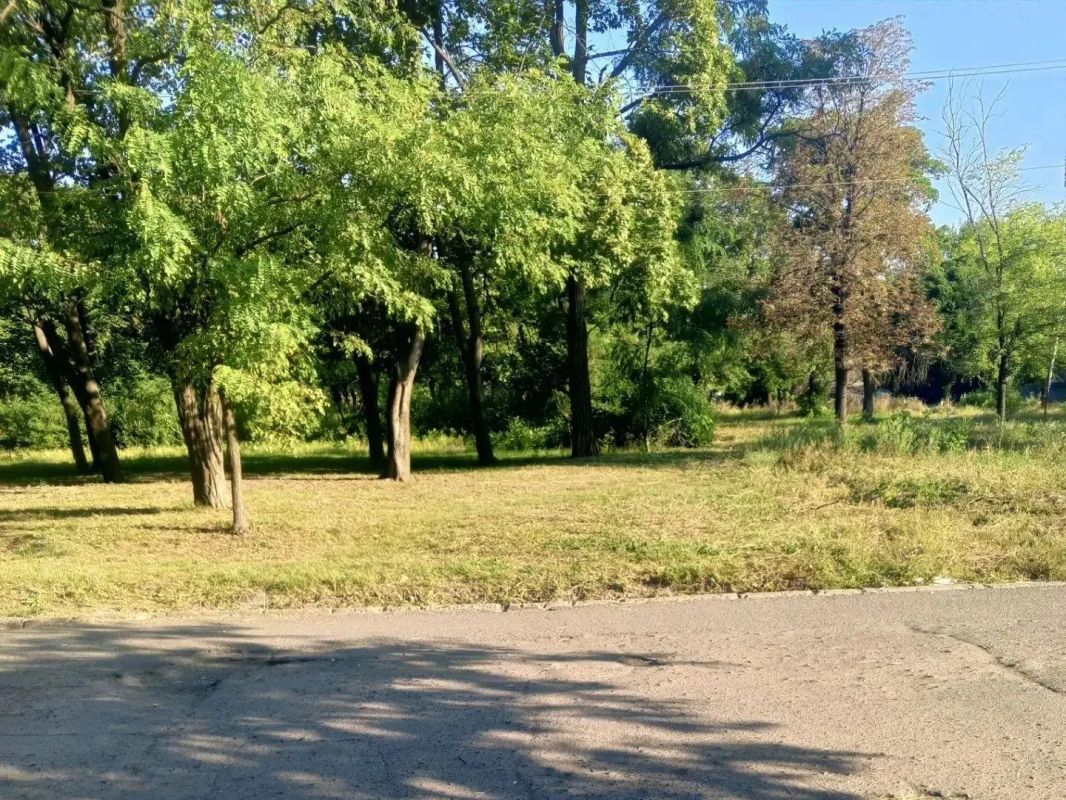 В Шахтерском округе продолжается благоустройство территории В Шахтерском округе продолжается благоустройство территории