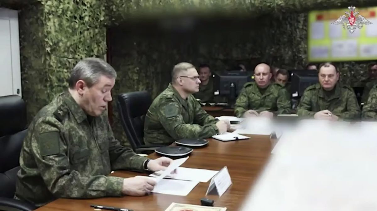 Герасимов проверил ход выполнения боевых задач соединениями и воинскими частями «Южной» группировки войск