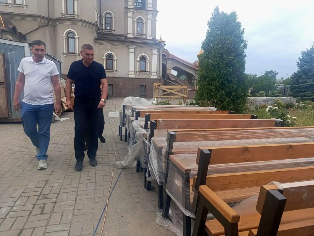 Сергей Лебедев проинспектировал ход реализации проекта по созданию Аллеи памяти героев в Ждановке Сергей Лебедев проинспектировал ход реализации проекта по созданию Аллеи памяти героев в Ждановке