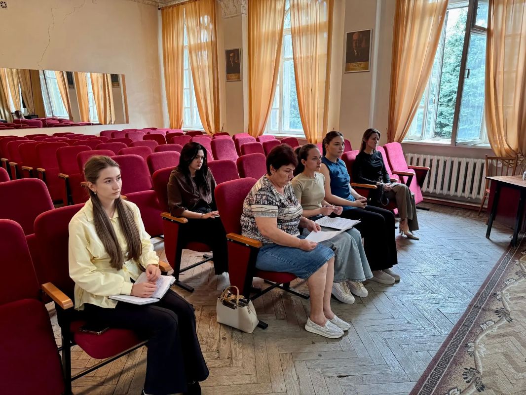 В Старобешевском округе прошел штаб по вопросам охраны здоровья граждан округа В Старобешевском округе прошел штаб по вопросам охраны здоровья граждан округа