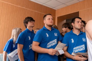 Сдали кровь для раненых жителей Донецка