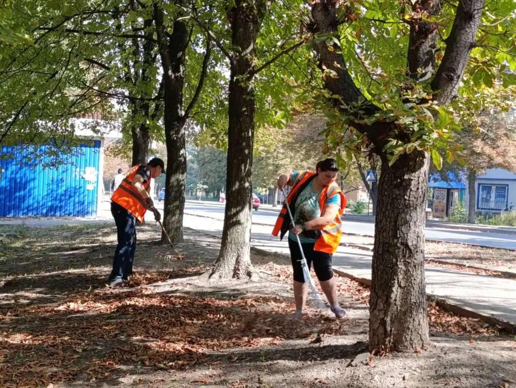 Наталья Бегуненко: В Петровском районе коммунальные предприятия приняли активное участие в акции Чистый четверг Наталья Бегуненко: В Петровском районе коммунальные предприятия приняли активное участие в акции Чистый четверг