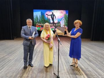 В Донецке провели литературную гостиную, посвященную Дню города и Дню шахтера