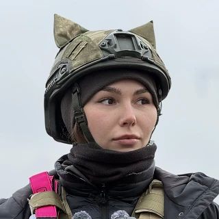 WarGonzo: Во время боев за Мариуполь в 2022 году на дороге из Донецка в Мариуполь с Марьяной Наумовой встречались не раз и её слова подтверждаем – несмотря на все разрушения, которая нанесла война, в городе нас ждали