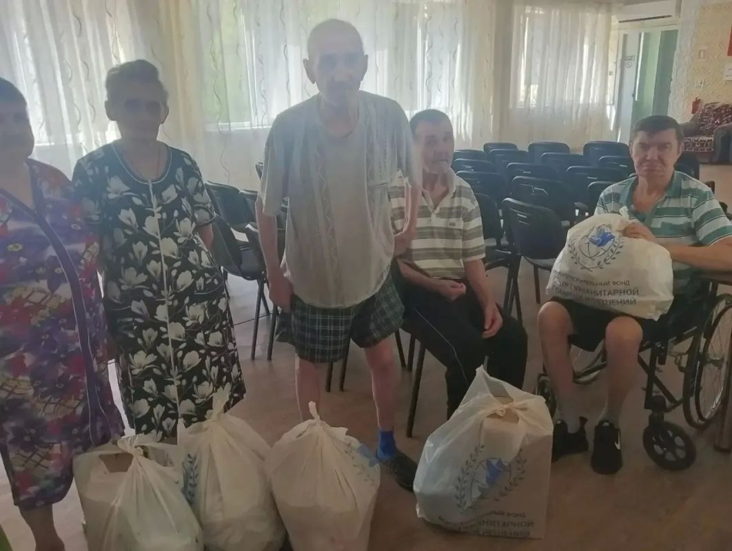 26 августа, на базе Государственного бюджетного учреждения социального обслуживания «Комплексный центр социального обслуживания населения Горняцкого района города Макеевки», с целью реализации проекта «Старшее поколение»... 26 августа, на базе Государственного бюджетного учреждения социального обслуживания «Комплексный центр социального обслуживания населения Горняцкого района города Макеевки», с целью реализации проекта «Старшее поколение»...