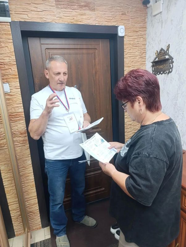 В городском округе Дебальцево стартовал проект по информированию избирателей – «Информ УИК» В городском округе Дебальцево стартовал проект по информированию избирателей – «Информ УИК»
