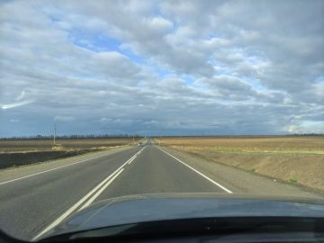 Движение через мост на трассе Р-280 "Новороссия" будет перекрыто 29-31 августа с 08:00 до 18:00, сообщили в администрации Новоазовского м.о